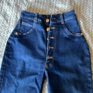 I am selling new blue jeans from SOL beauty and care